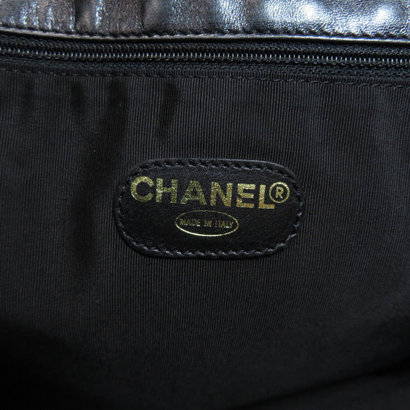 Chanel Logo Gold Hardware Shoulder Bag Calf Black - Picture 6 of 9